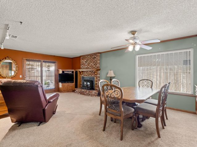 323 N Villa Avenue, Fresno, CA 93727