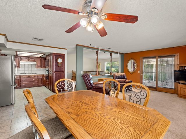 323 N Villa Avenue, Fresno, CA 93727