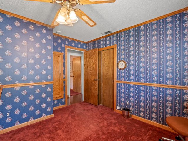 323 N Villa Avenue, Fresno, CA 93727