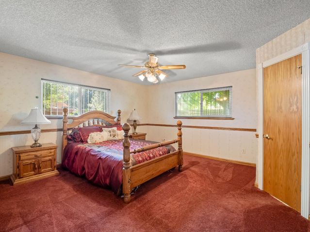 323 N Villa Avenue, Fresno, CA 93727
