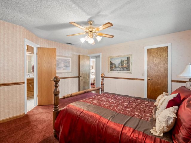 323 N Villa Avenue, Fresno, CA 93727