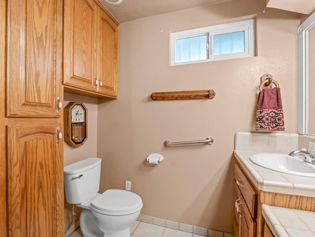 323 N Villa Avenue, Fresno, CA 93727