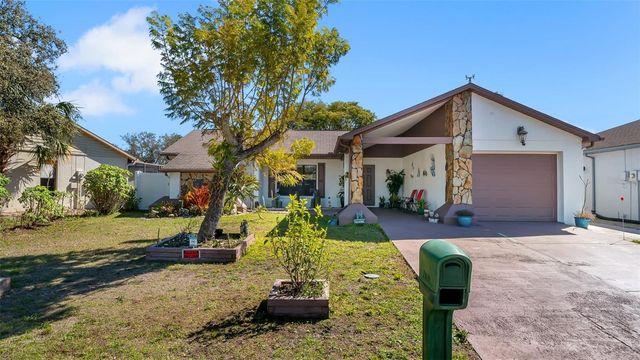 7630 VIENNA LANE, Port Richey, FL 34668