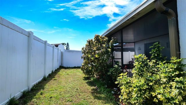 7630 VIENNA LANE, Port Richey, FL 34668