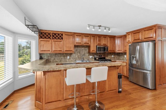 9887 Ilex Street NW, Coon Rapids, MN 55433