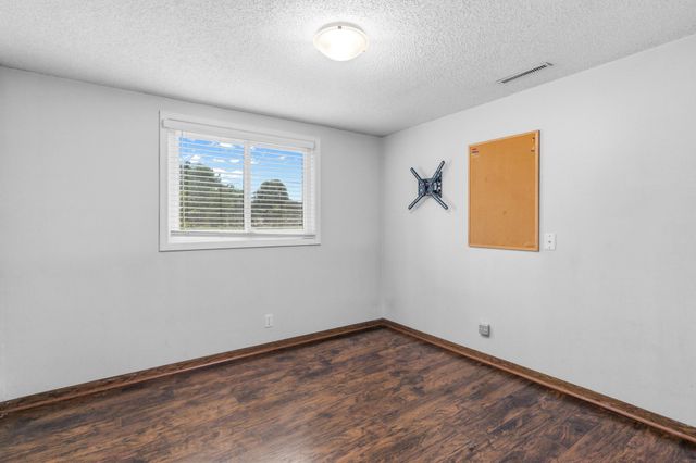 9887 Ilex Street NW, Coon Rapids, MN 55433