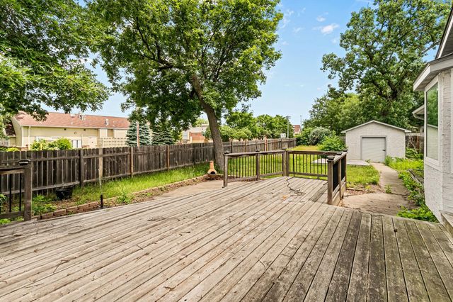 9887 Ilex Street NW, Coon Rapids, MN 55433