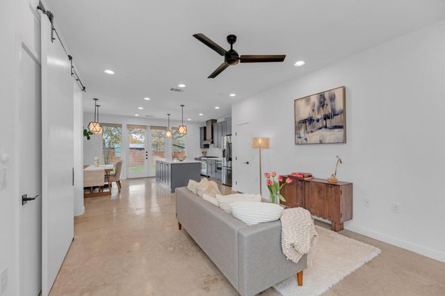 506 South Park DR 1, Austin, TX 78704