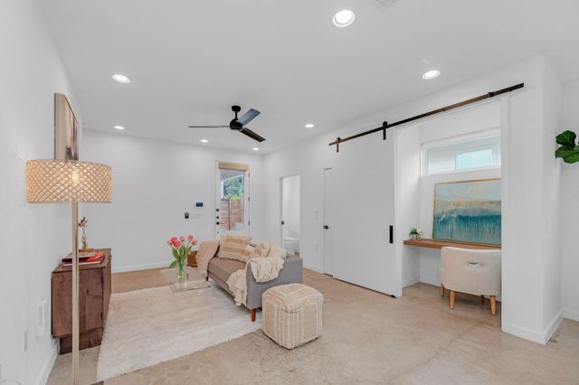 506 South Park DR 1, Austin, TX 78704