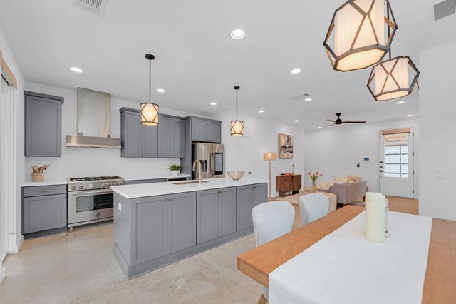 506 South Park DR 1, Austin, TX 78704