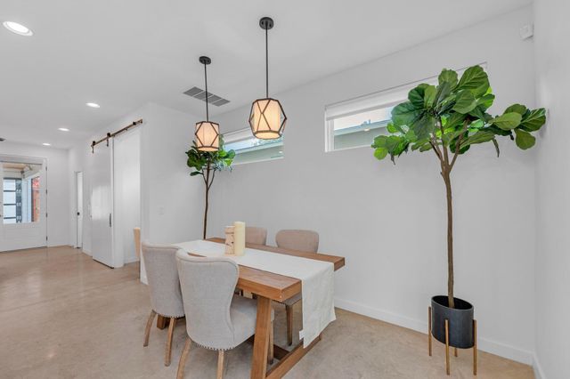 506 South Park DR 1, Austin, TX 78704