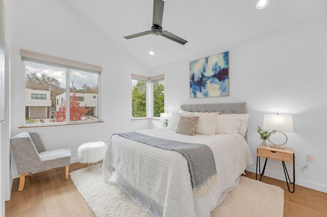 506 South Park DR 1, Austin, TX 78704