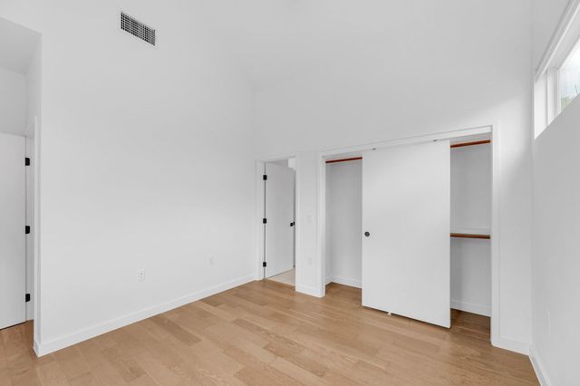 506 South Park DR 1, Austin, TX 78704