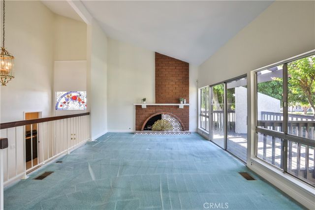 2009 VINEWOOD Street, La Verne, CA 91750
