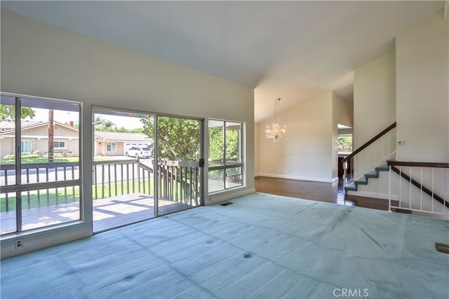 2009 VINEWOOD Street, La Verne, CA 91750