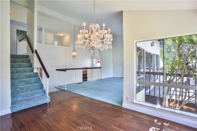 2009 VINEWOOD Street, La Verne, CA 91750