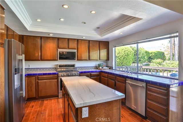 2009 VINEWOOD Street, La Verne, CA 91750