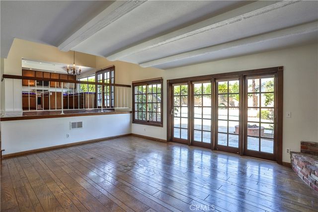 2009 VINEWOOD Street, La Verne, CA 91750