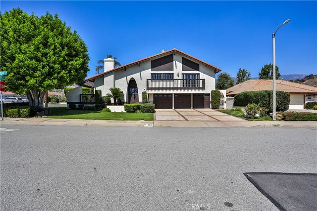 2009 VINEWOOD Street, La Verne, CA 91750
