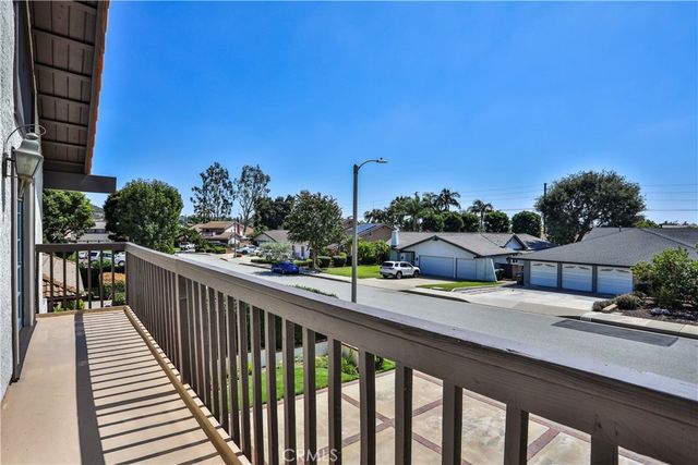 2009 VINEWOOD Street, La Verne, CA 91750