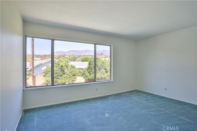 2009 VINEWOOD Street, La Verne, CA 91750