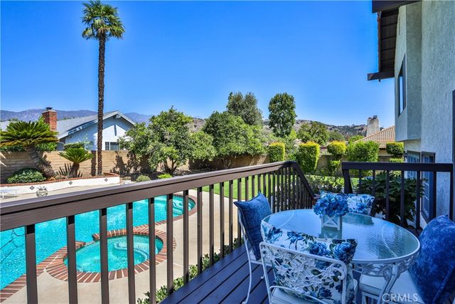 2009 VINEWOOD Street, La Verne, CA 91750