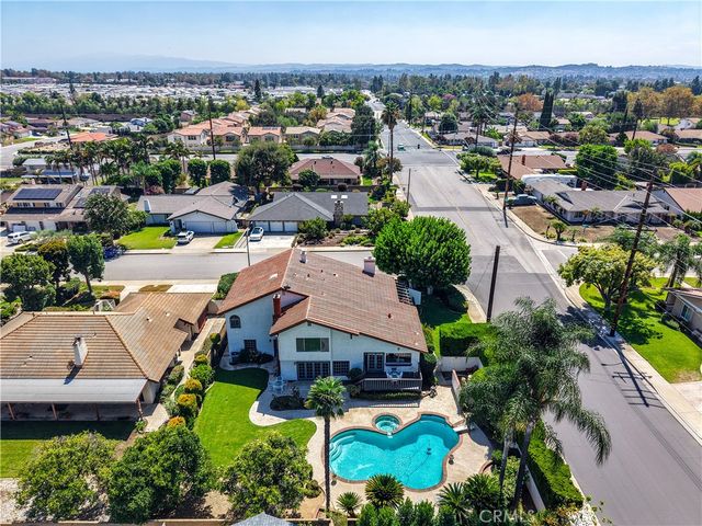 2009 VINEWOOD Street, La Verne, CA 91750