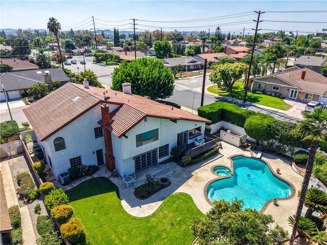 2009 VINEWOOD Street, La Verne, CA 91750
