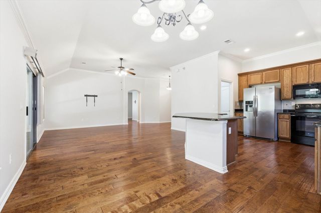 9608 Lindenwood Trail, Denton, TX 76207