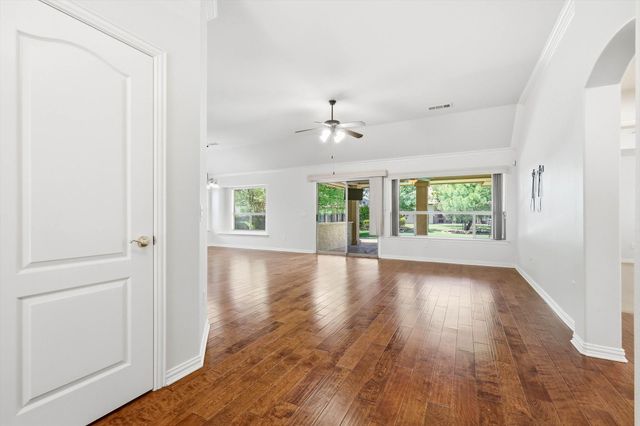 9608 Lindenwood Trail, Denton, TX 76207