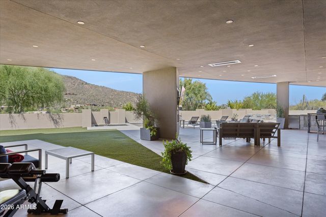 37021 N HOLIDAY Lane, Carefree, AZ 85377