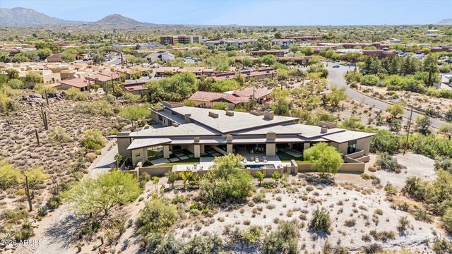 37021 N HOLIDAY Lane, Carefree, AZ 85377