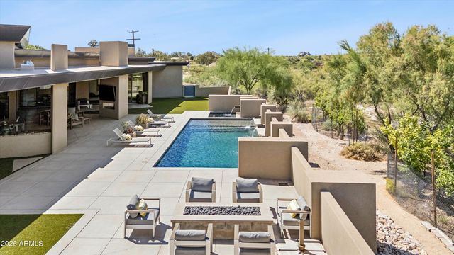 37021 N HOLIDAY Lane, Carefree, AZ 85377