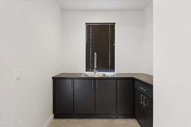 37021 N HOLIDAY Lane, Carefree, AZ 85377