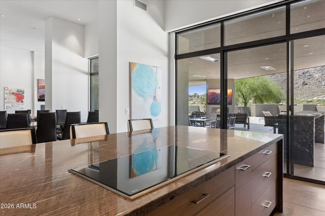 37021 N HOLIDAY Lane, Carefree, AZ 85377