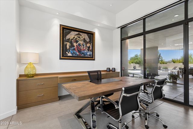 37021 N HOLIDAY Lane, Carefree, AZ 85377