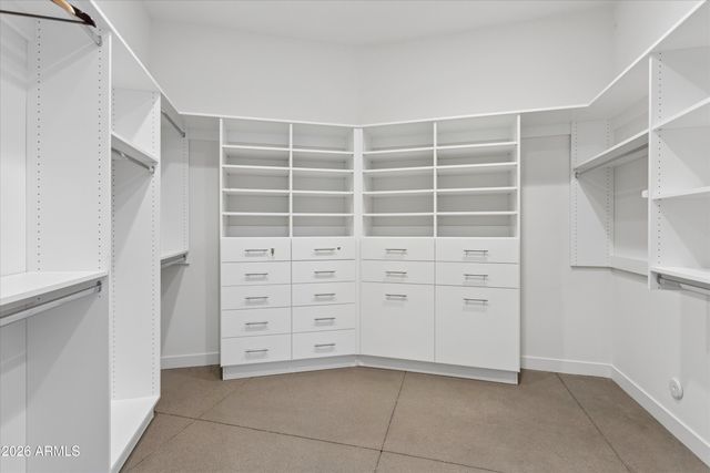 37021 N HOLIDAY Lane, Carefree, AZ 85377