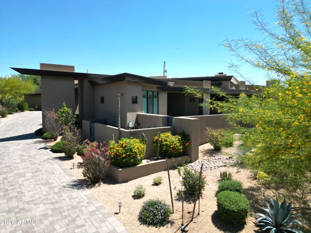 37021 N HOLIDAY Lane, Carefree, AZ 85377