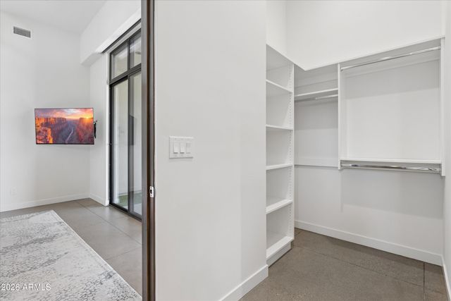 37021 N HOLIDAY Lane, Carefree, AZ 85377