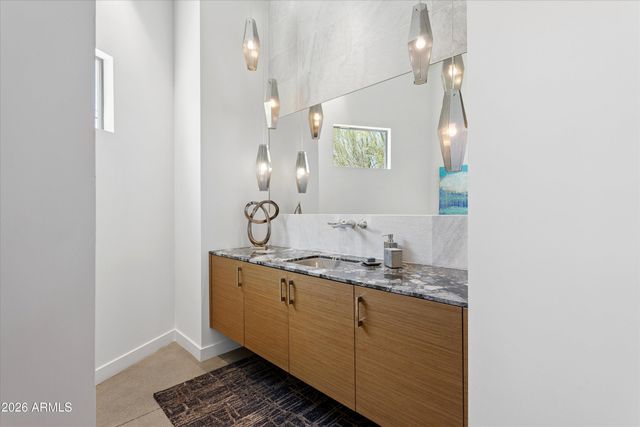37021 N HOLIDAY Lane, Carefree, AZ 85377