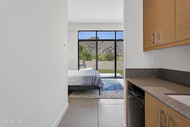37021 N HOLIDAY Lane, Carefree, AZ 85377