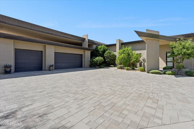 37021 N HOLIDAY Lane, Carefree, AZ 85377