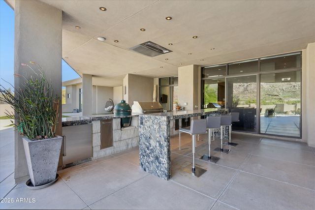 37021 N HOLIDAY Lane, Carefree, AZ 85377