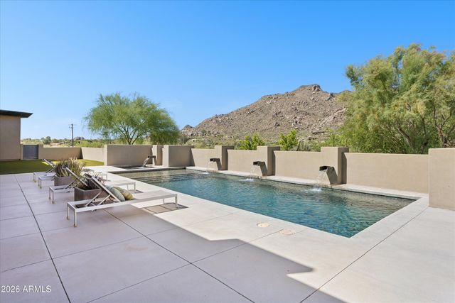 37021 N HOLIDAY Lane, Carefree, AZ 85377