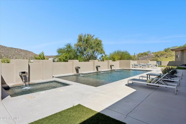 37021 N HOLIDAY Lane, Carefree, AZ 85377