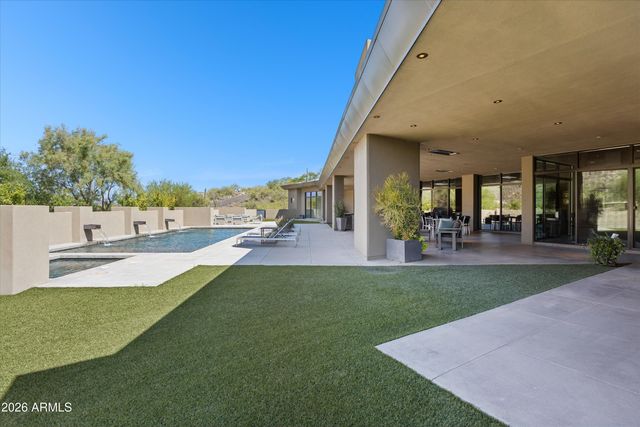 37021 N HOLIDAY Lane, Carefree, AZ 85377