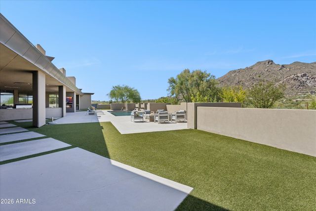 37021 N HOLIDAY Lane, Carefree, AZ 85377