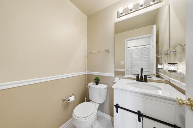 2021 CYPRESS Court, Glendale Heights, IL 60139