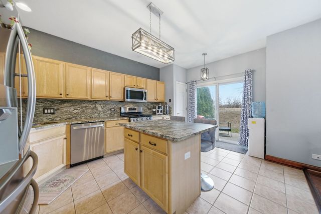 2021 CYPRESS Court, Glendale Heights, IL 60139