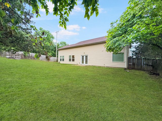 261 Pine Street, Branson, MO 65616